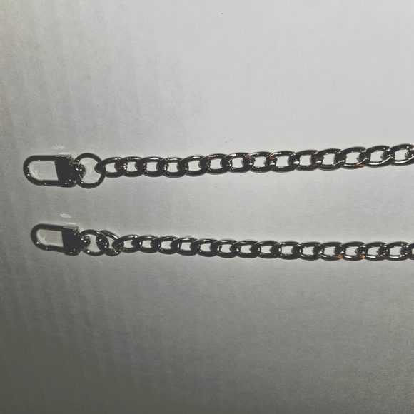 Silver Chain Strap - Picture 4 of 4